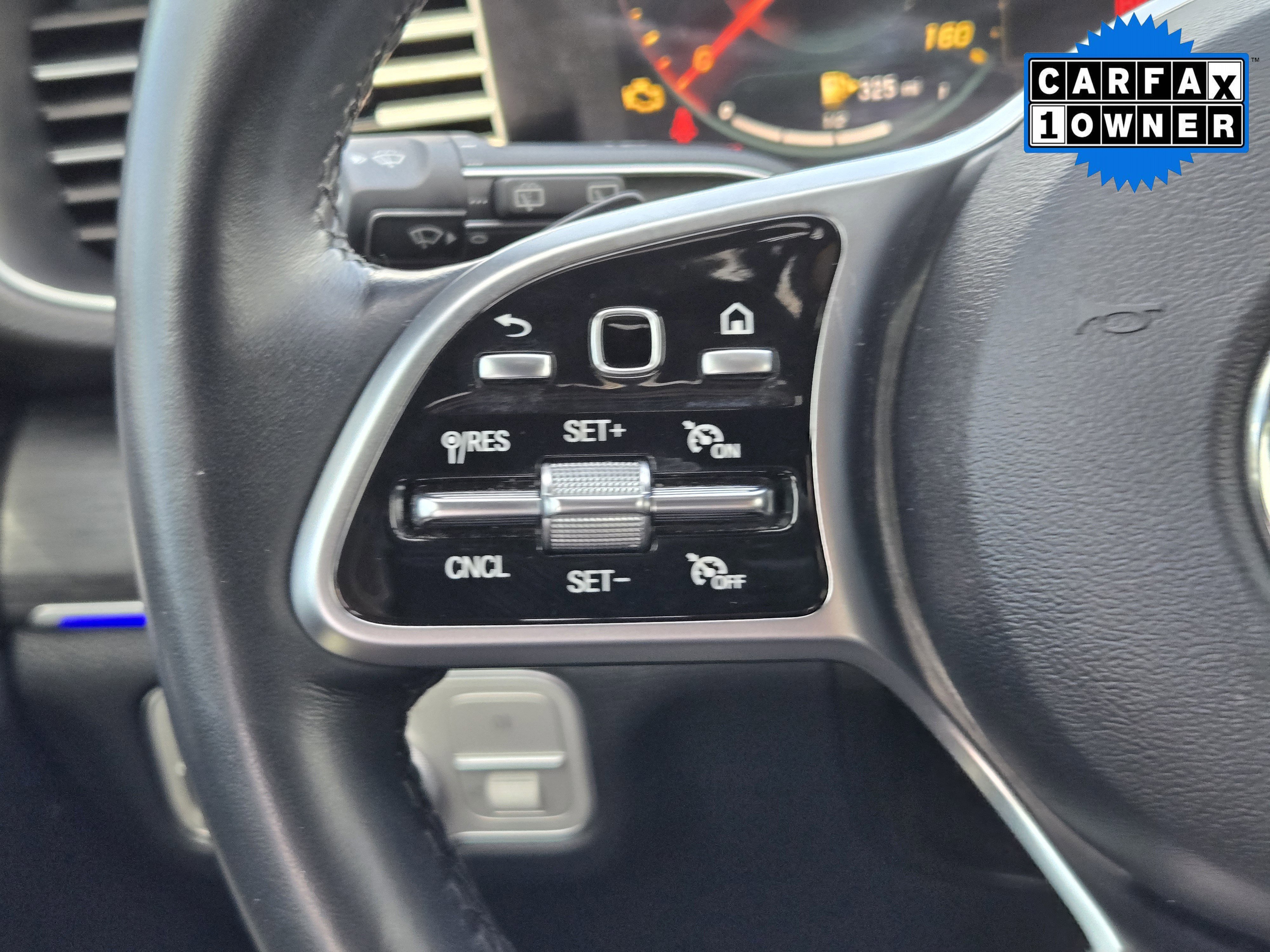 Used 2023 Gray Mercedes-Benz GLE 450 image 25