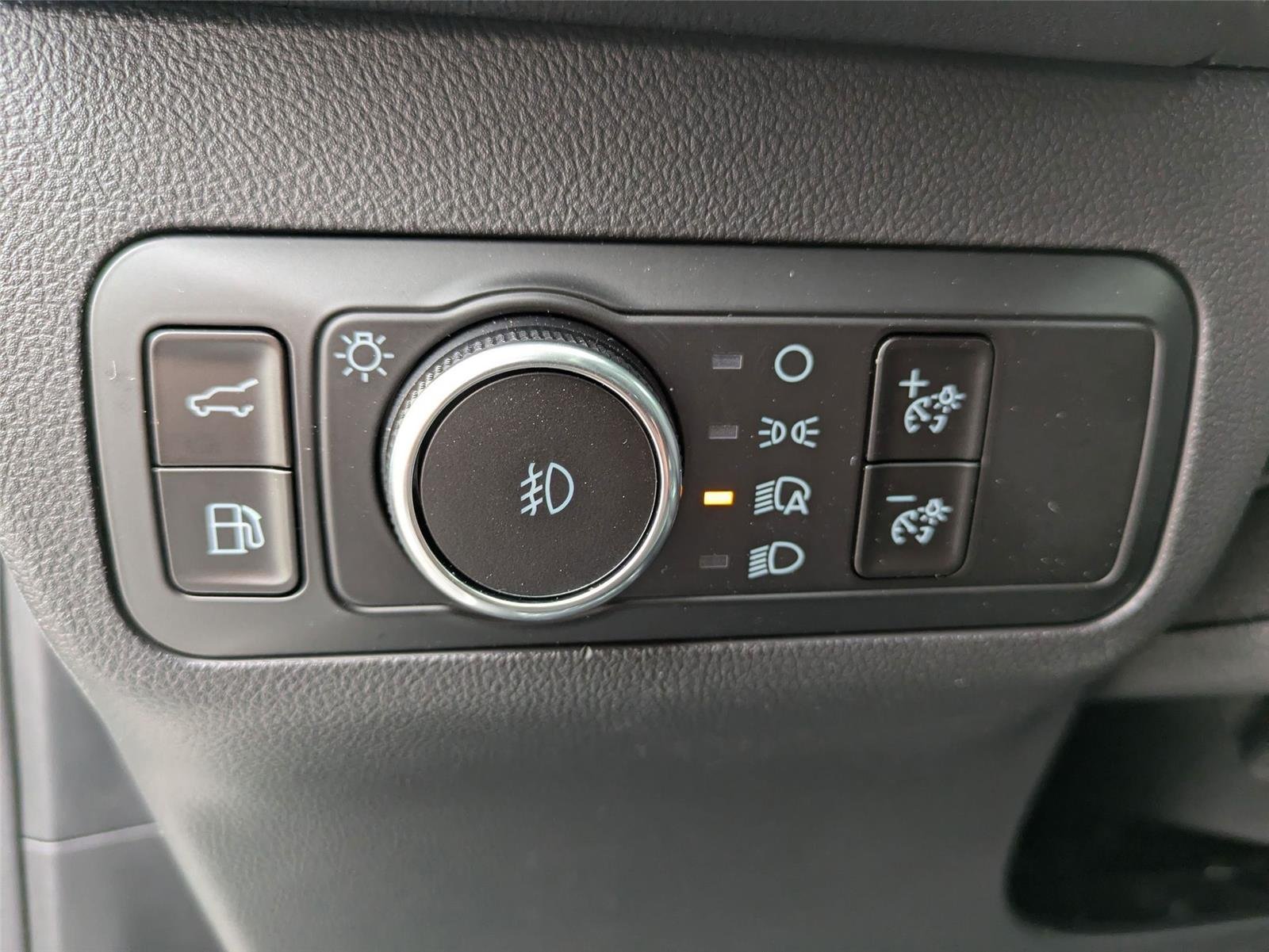 New 2025 Star White Metallic Tri-Coat Ford PHEV image 18