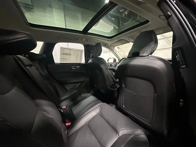 New 2026 Onyx Black Volvo Ultra image 15