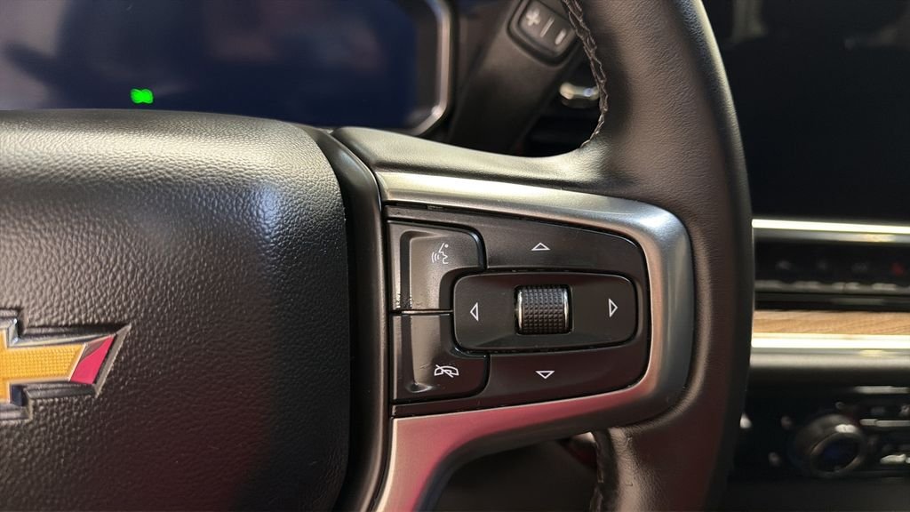 Used 2026 Black Chevrolet LT image 19