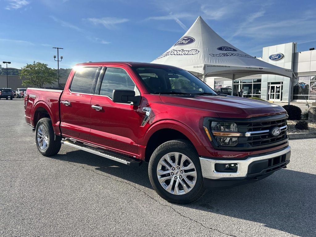 New 2026 Ruby Red Metallic Tinted Clearcoat Ford XLT image 2