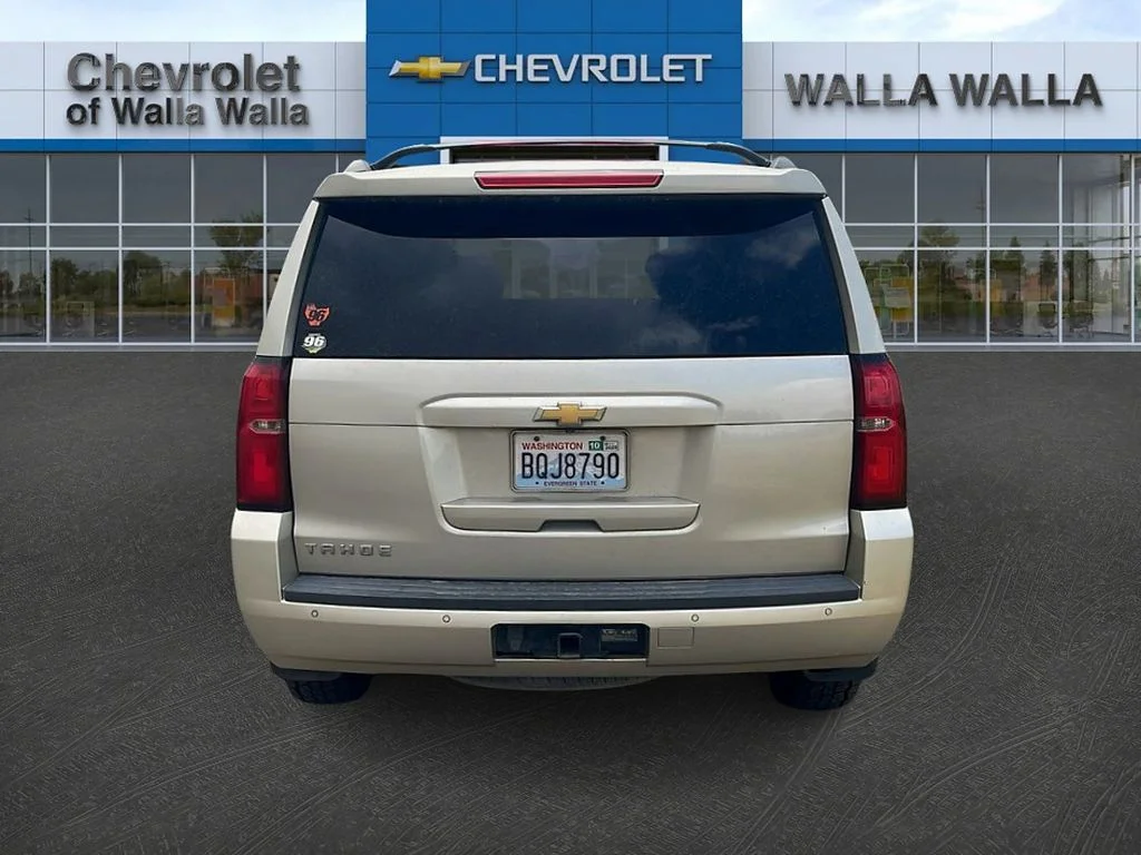 Used 2015 CHAMPAGNE SILVER METALLIC Chevrolet LT image 6
