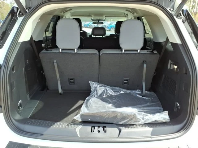 New 2026 Star White Metallic Tri-Coat Ford Active image 32
