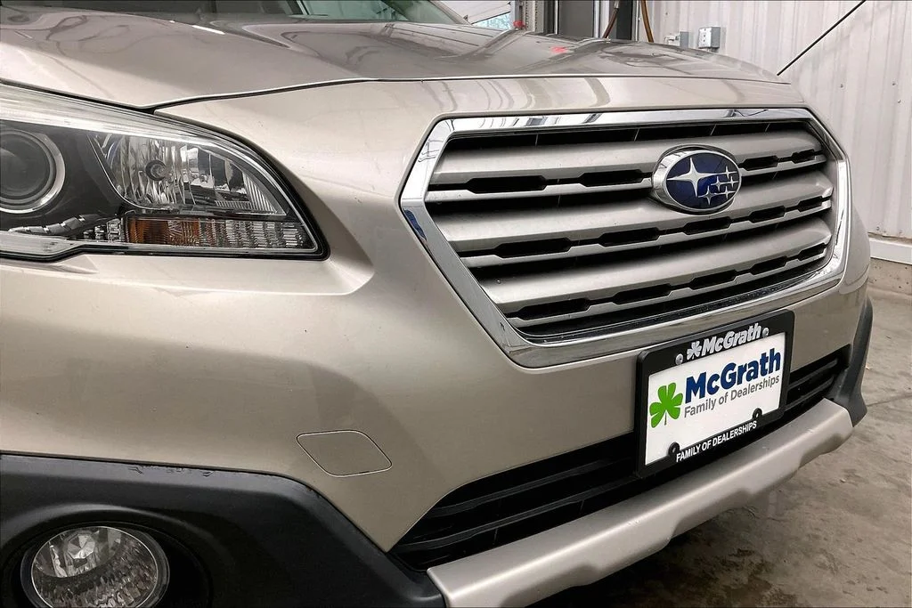 Used 2017 Gray Subaru 2.5i image 32