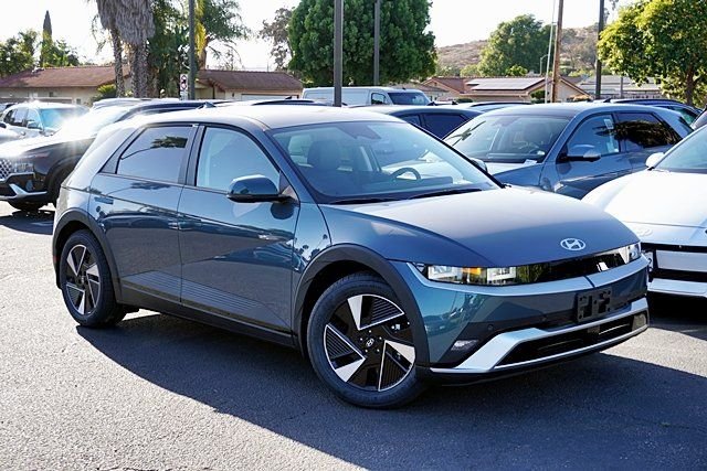 New 2026 Green Hyundai SEL image 2