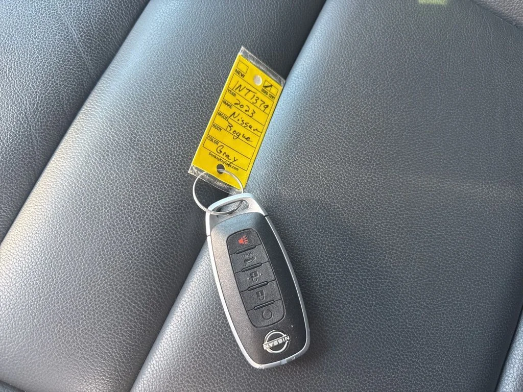 Used 2023 Gray Nissan SL image 36