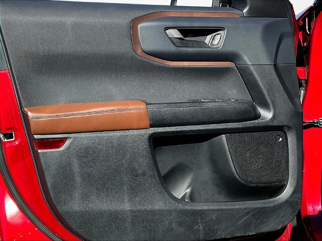 Used 2021 Red Ford Outer Banks image 24