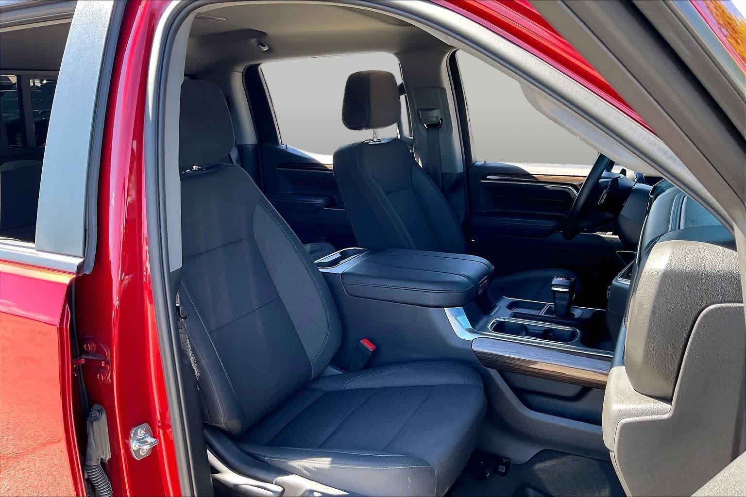 Used 2025 Radiant Red Tintcoat Chevrolet RST image 9