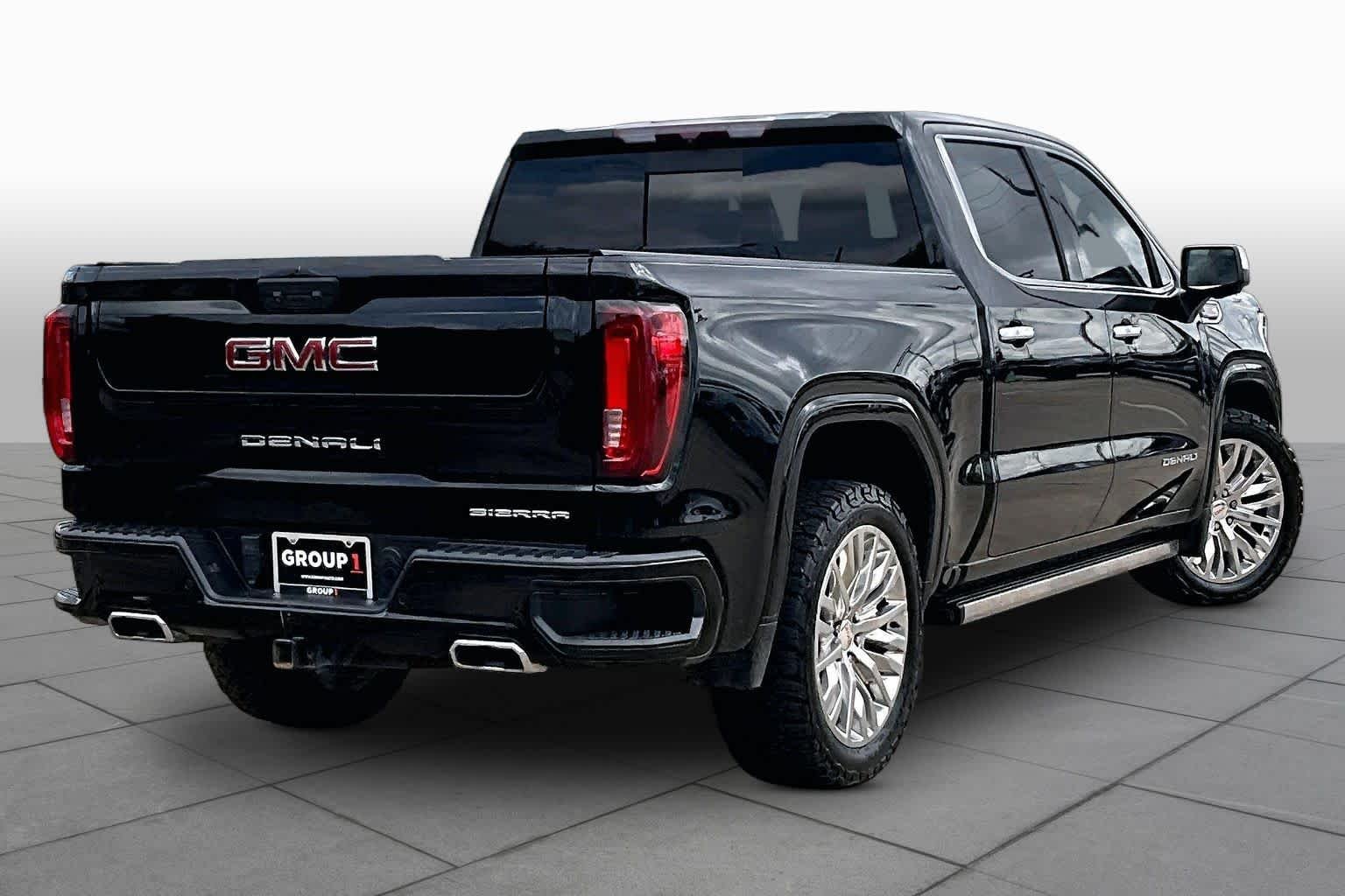 Used 2022 Onyx Black GMC Denali image 13