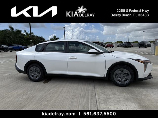 2026 Kia K4 LX