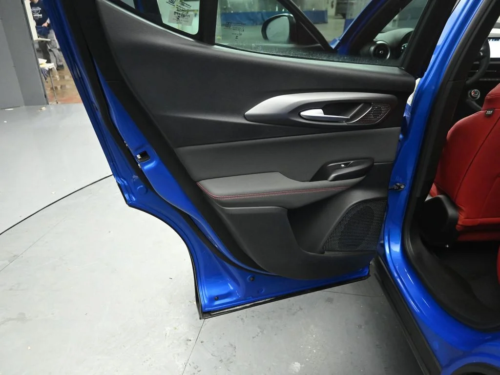 New 2026 Misano Blue Metallic Exterior Paint Alfa Romeo Base image 21