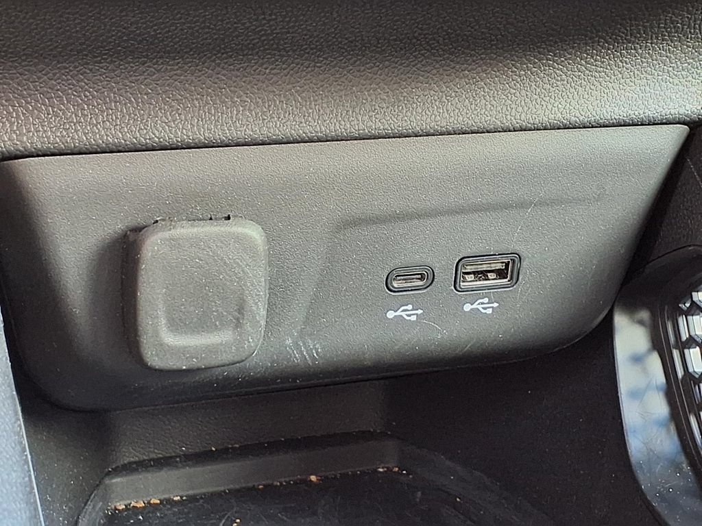 Used 2025 Mosaic Black Metallic Chevrolet LT image 23