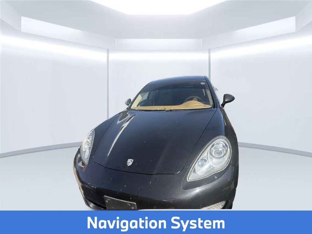 Used 2011  Porsche Turbo image 2