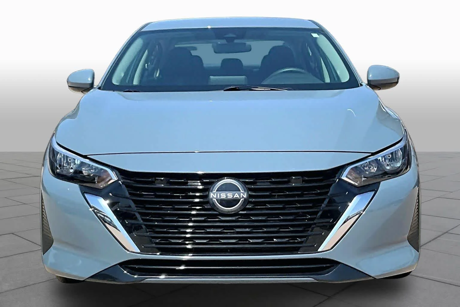 Certified Used 2025 Atlantic Gray Metallic Nissan SV image 4
