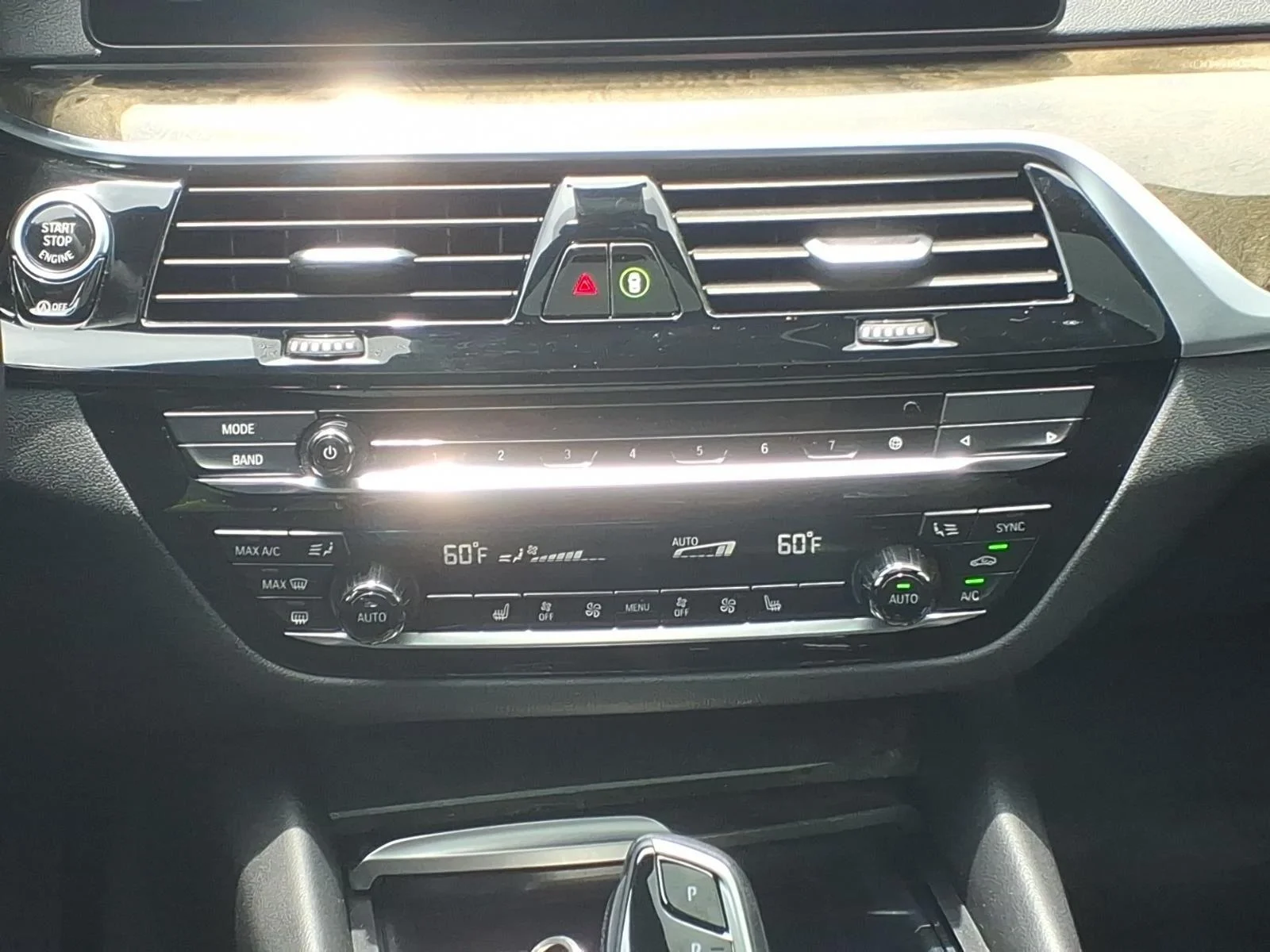 Used 2023 Skyscraper Gray Metallic BMW 530i image 17