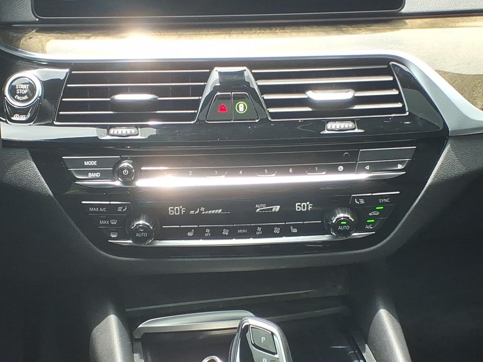 Used 2023 Skyscraper Gray Metallic BMW 530i image 17