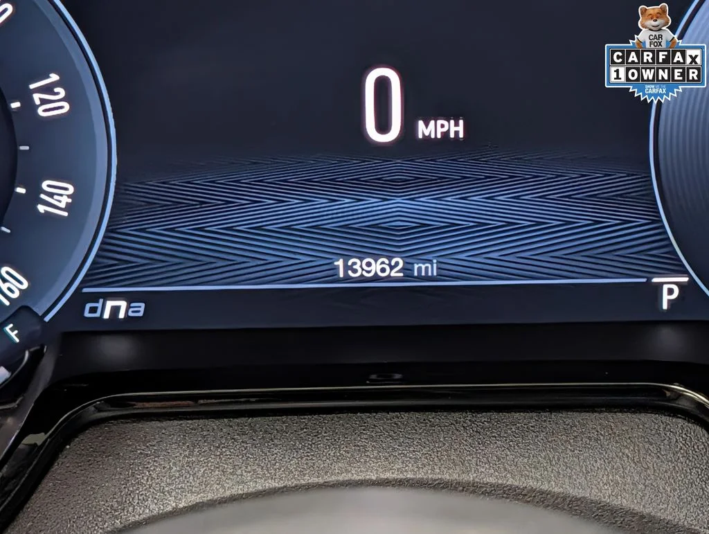 Used 2025 Black Alfa Romeo  image 17