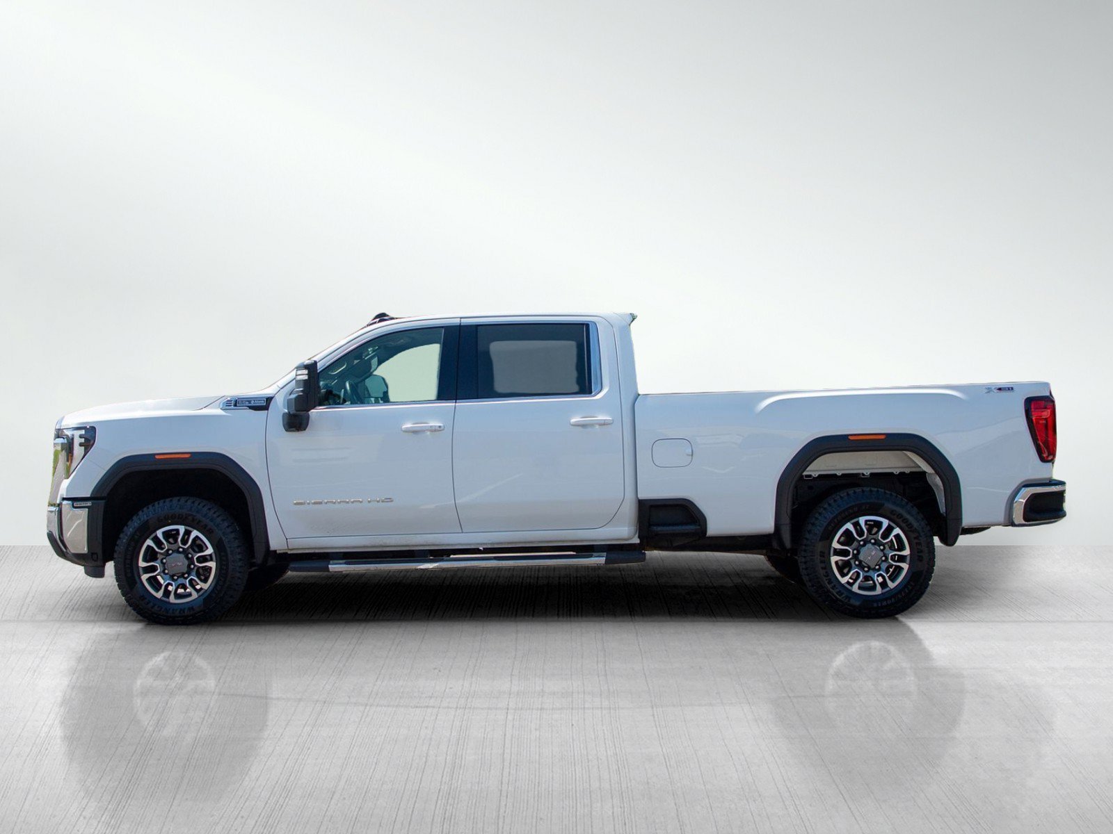 Used 2024 GMC Sierra 3500HD SLE with VIN 1GT49TE75RF317670 for sale in Minneapolis, Minnesota
