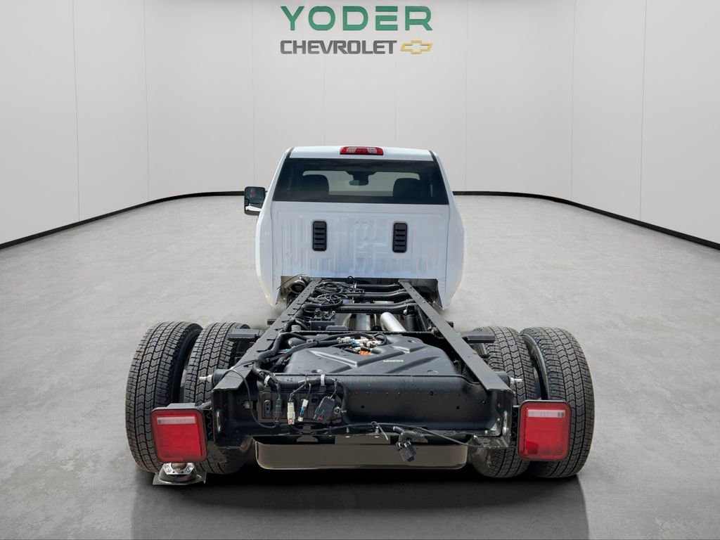 New 2026 Summit White Chevrolet Work Truck image 8