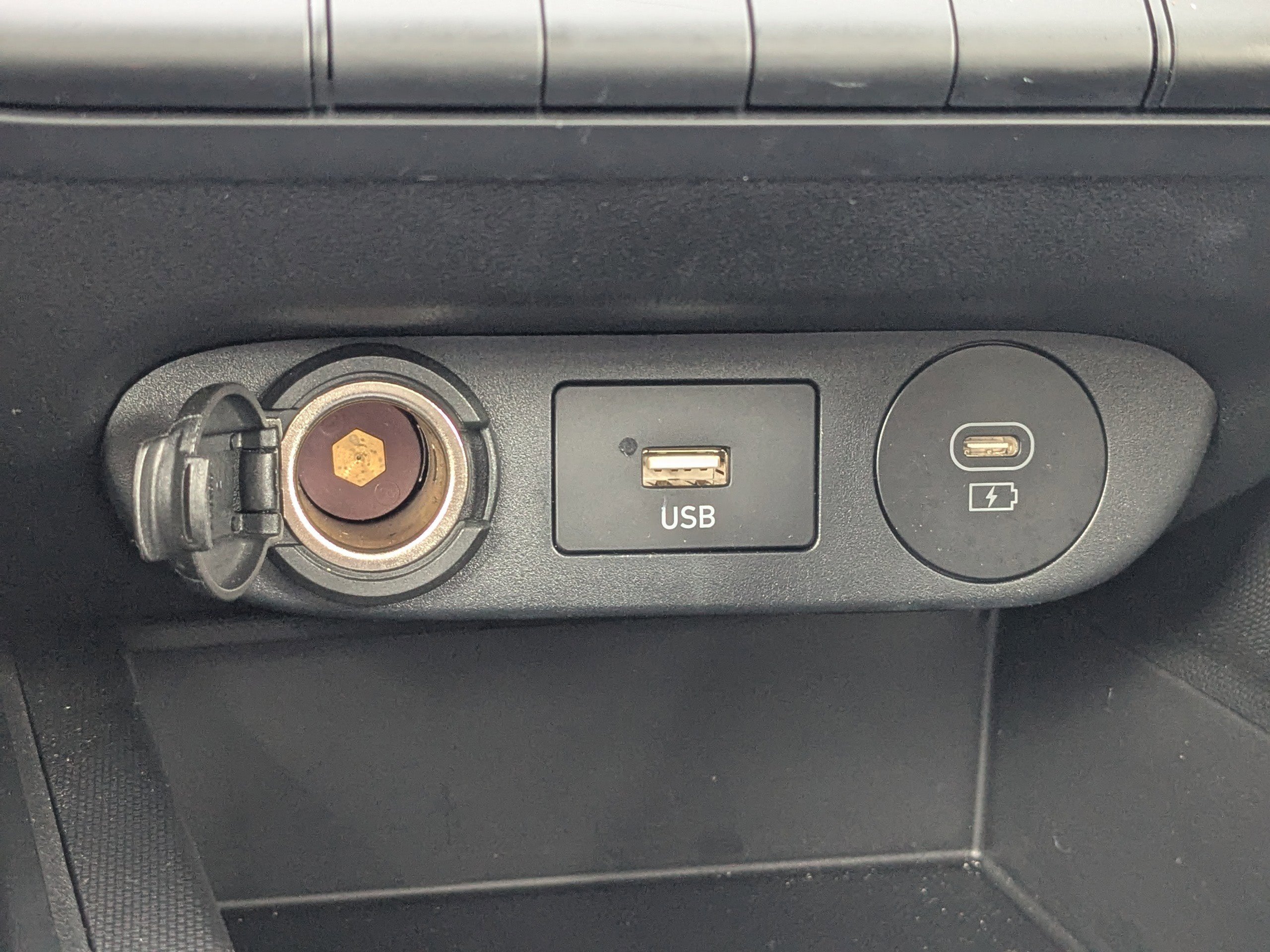 Used 2025 Fluid Metal Hyundai Blue image 19