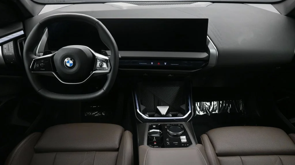 Used 2026 White BMW 30 xDrive image 4