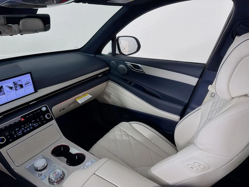 New 2026 Uyuni White Genesis 3.5T Prestige image 25