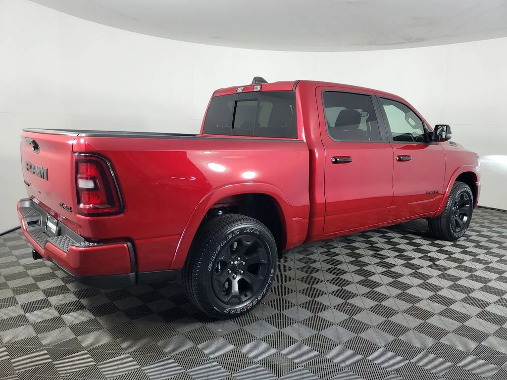 New 2026 Molten Red Pearl-Coat Exterior Paint RAM Big Horn/Lone Star image 4