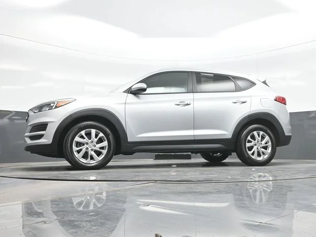 Used 2019 Silver Hyundai Value image 21