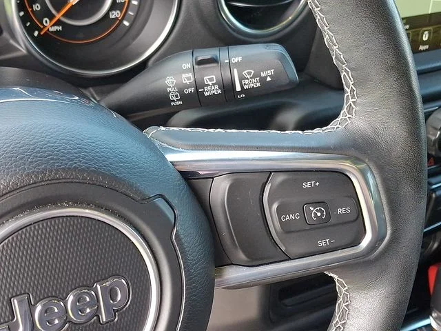 Used 2023 Yellow Jeep Sahara image 17