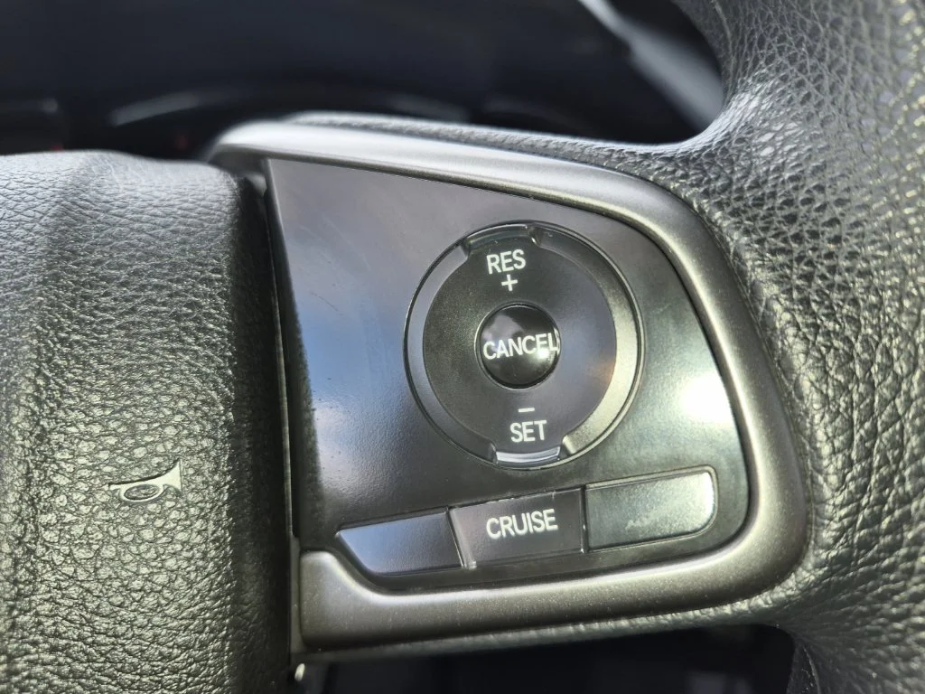 Used 2018 Silver Honda EX image 18