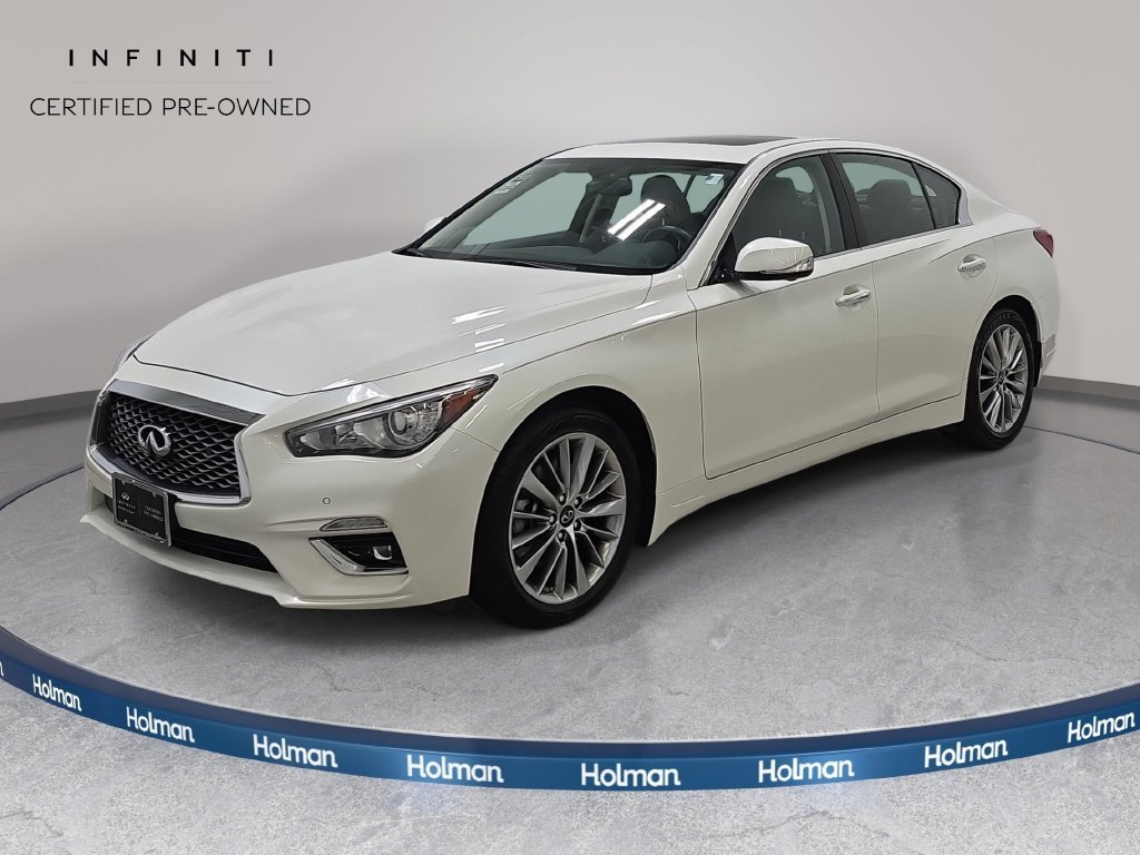 2023 INFINITI Q50 LUXE