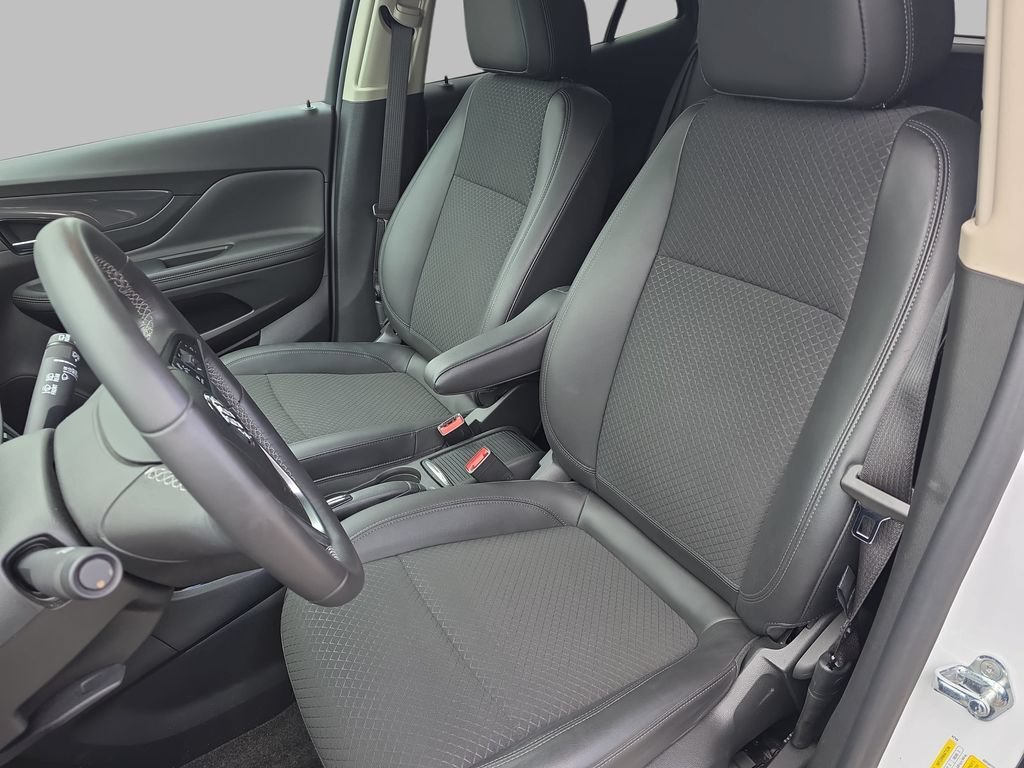 Certified Used 2022 Summit White Buick Preferred image 15