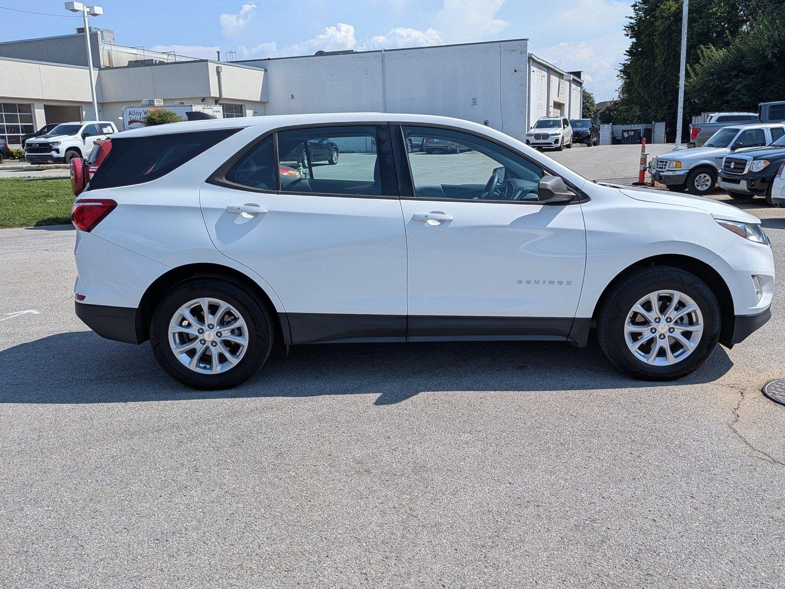 Used 2019 Summit White Chevrolet LS image 6