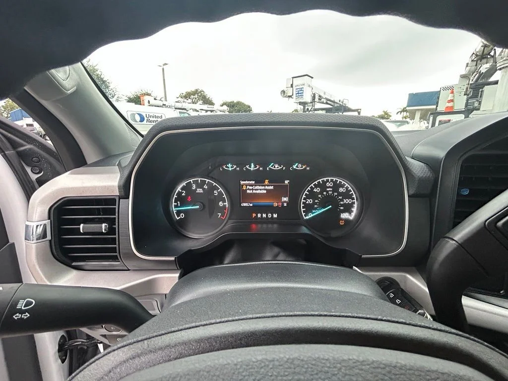 Used 2023 Oxford White Ford XL image 39