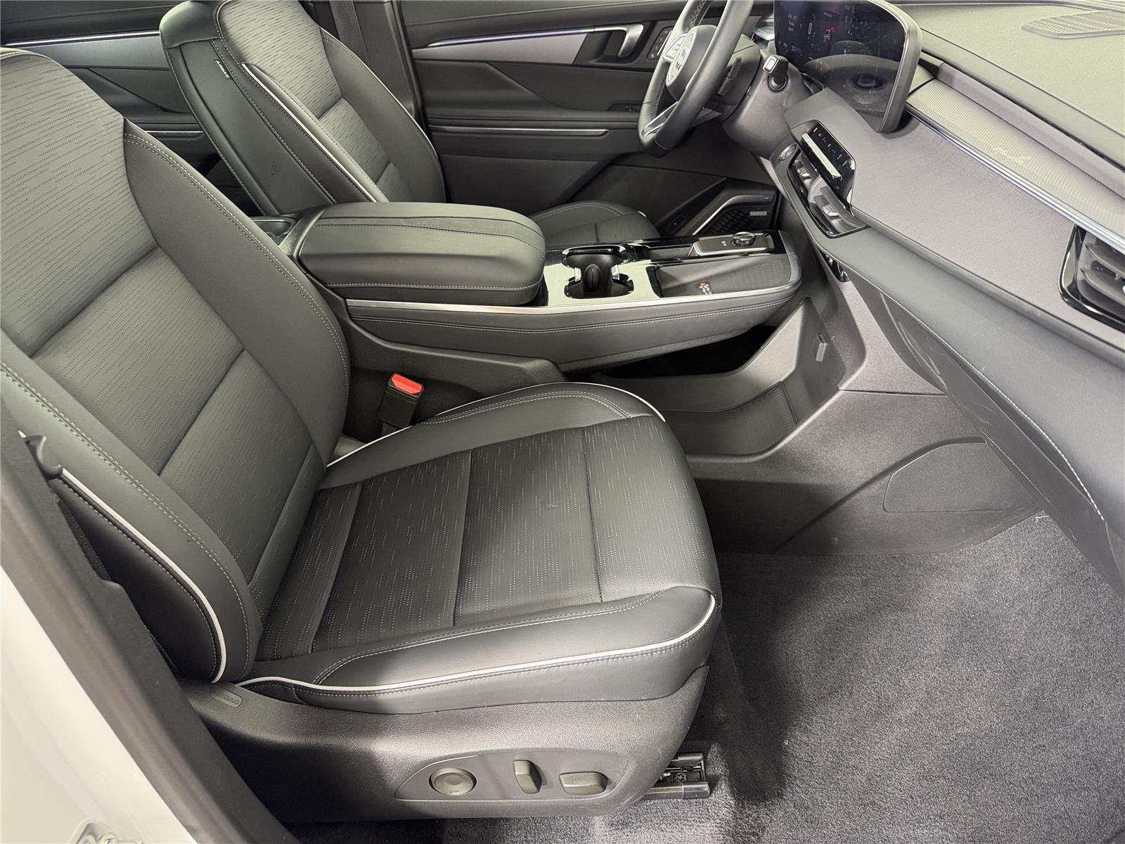 2026 Buick Enclave Sport Touring - Photo 11
