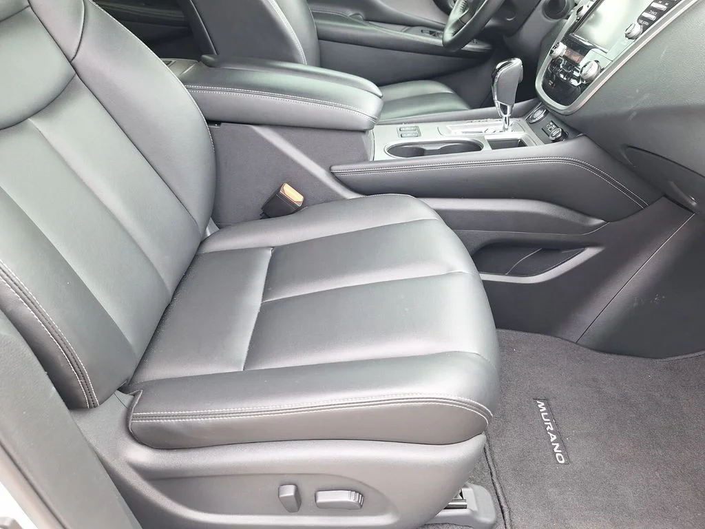 Certified Used 2024 White Nissan SV image 27