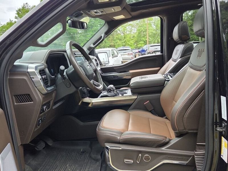 Used 2025 Agate Black Metallic Ford King Ranch image 5