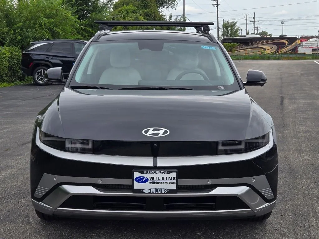 New 2026 Abyss Black Hyundai Limited image 2