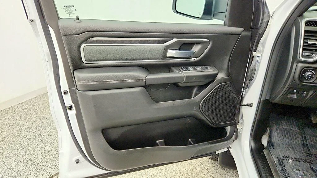 Used 2023 Bright White Clearcoat Ram Big Horn Quad Cab 4x4 Night Edition w/ HEMI V8 & Level 2 Group image 10