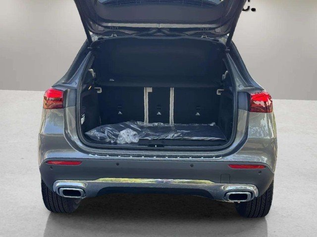 New 2026 GREY Mercedes-Benz GLA 250 image 24