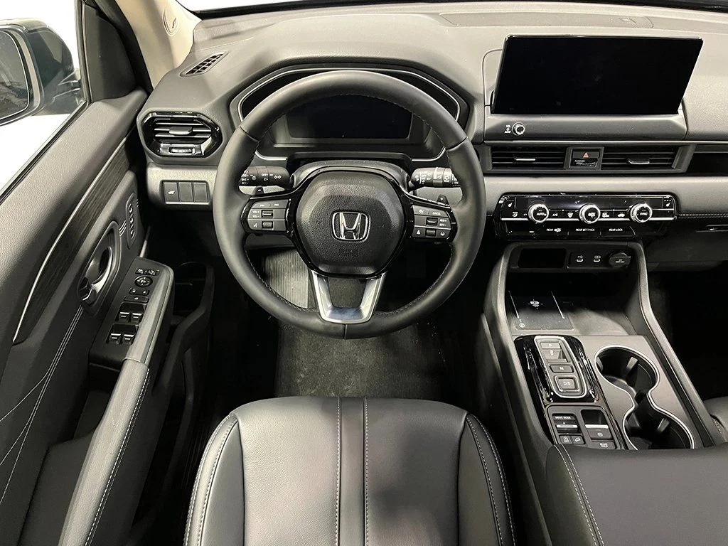 2026 Honda Pilot Touring - Photo 17