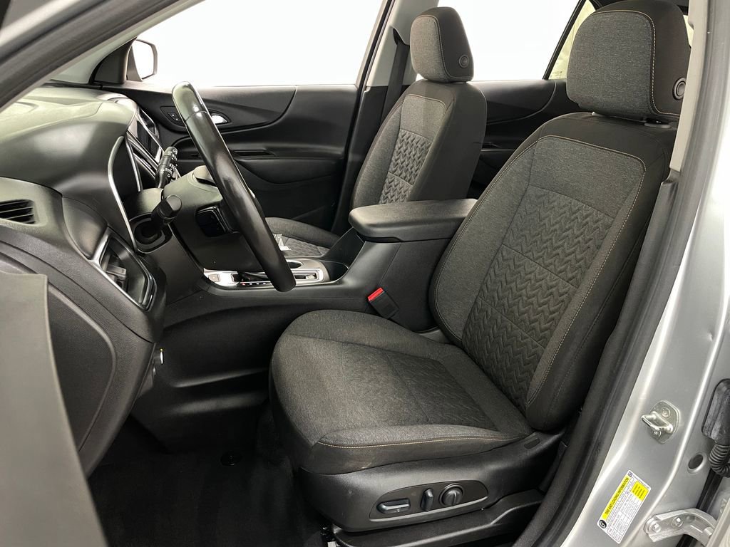 2022 Chevrolet Equinox LT - Photo 24