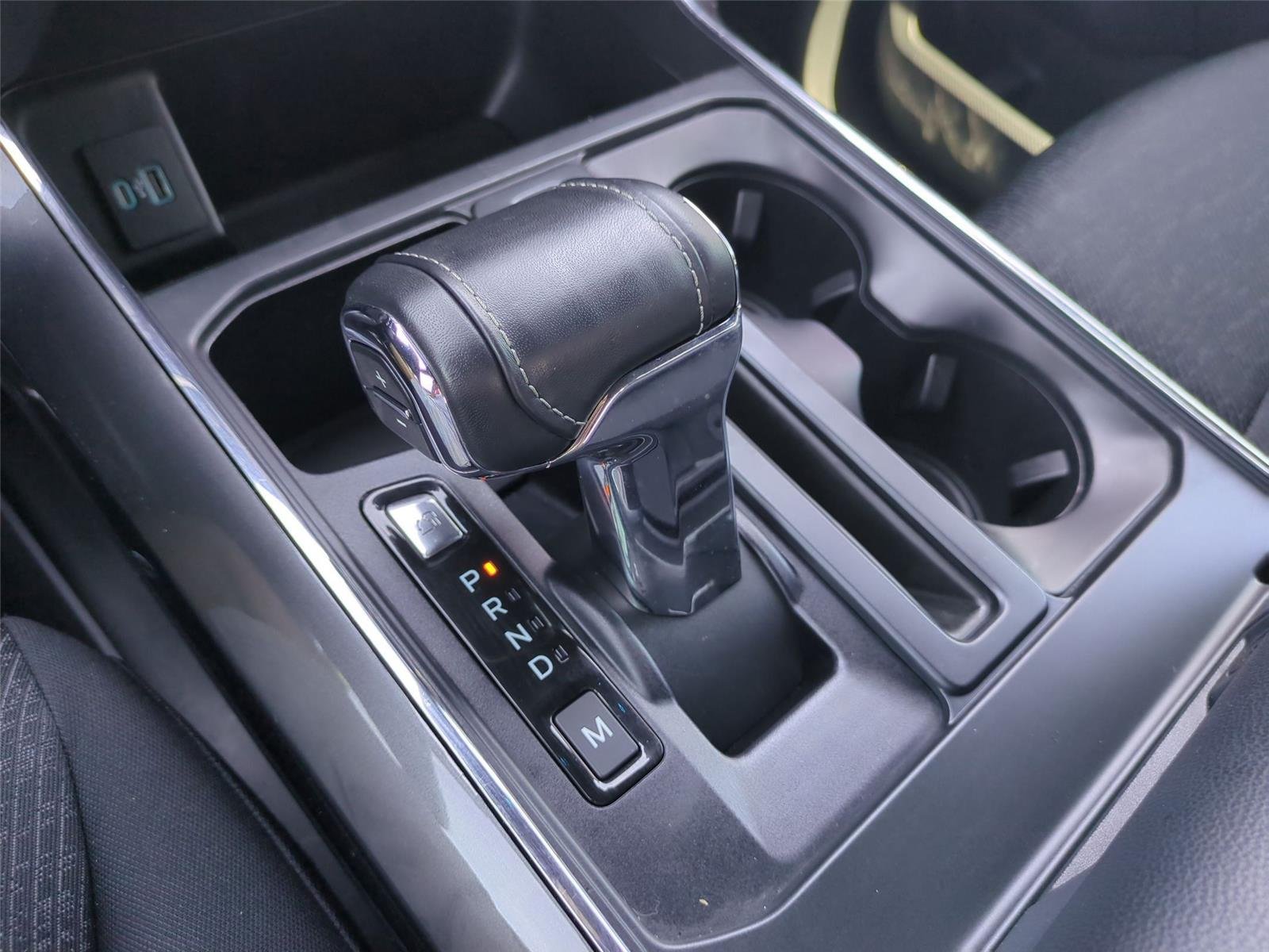 Used 2022 Agate Black Metallic Ford XLT image 29