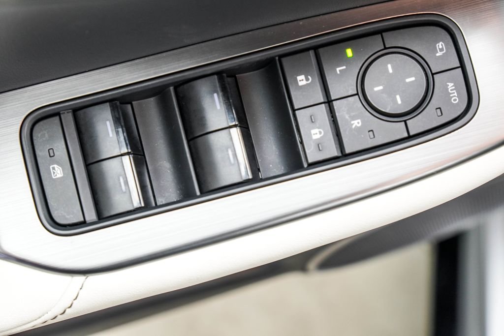 Used 2026 Silver Lexus 350 F SPORT image 43