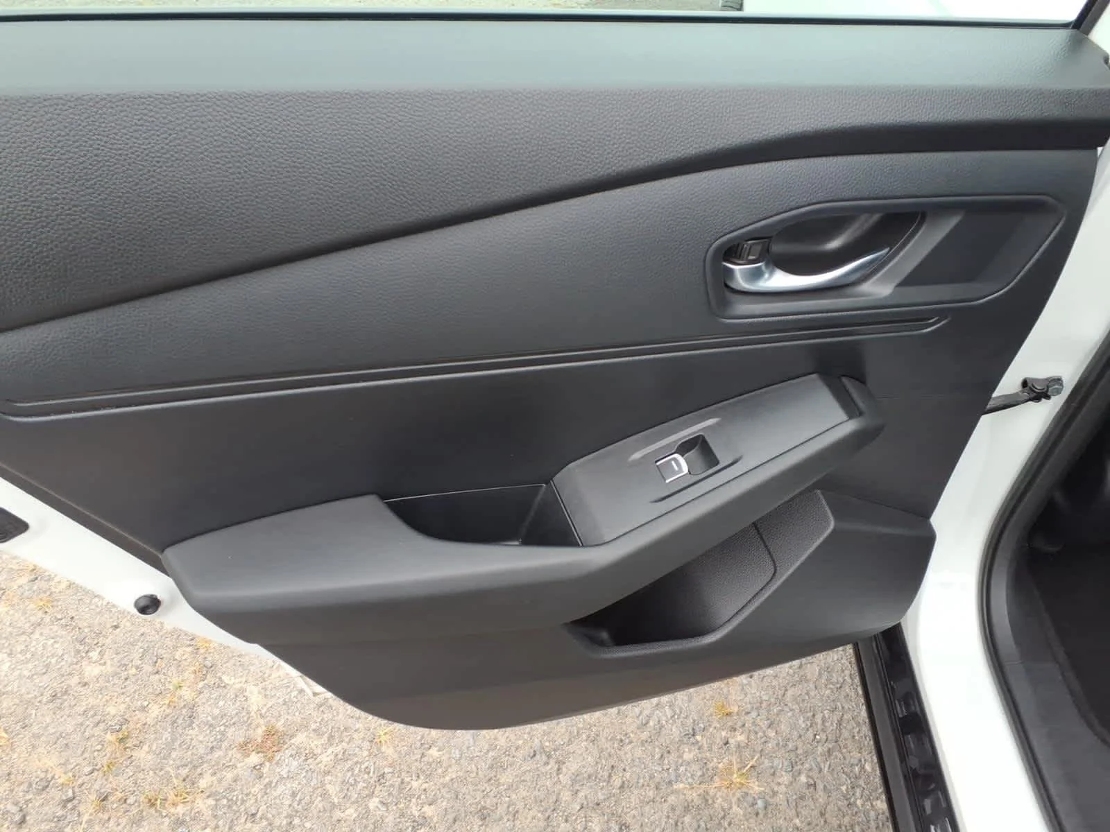 2025 Honda Accord Hybrid Sport-L - Photo 11