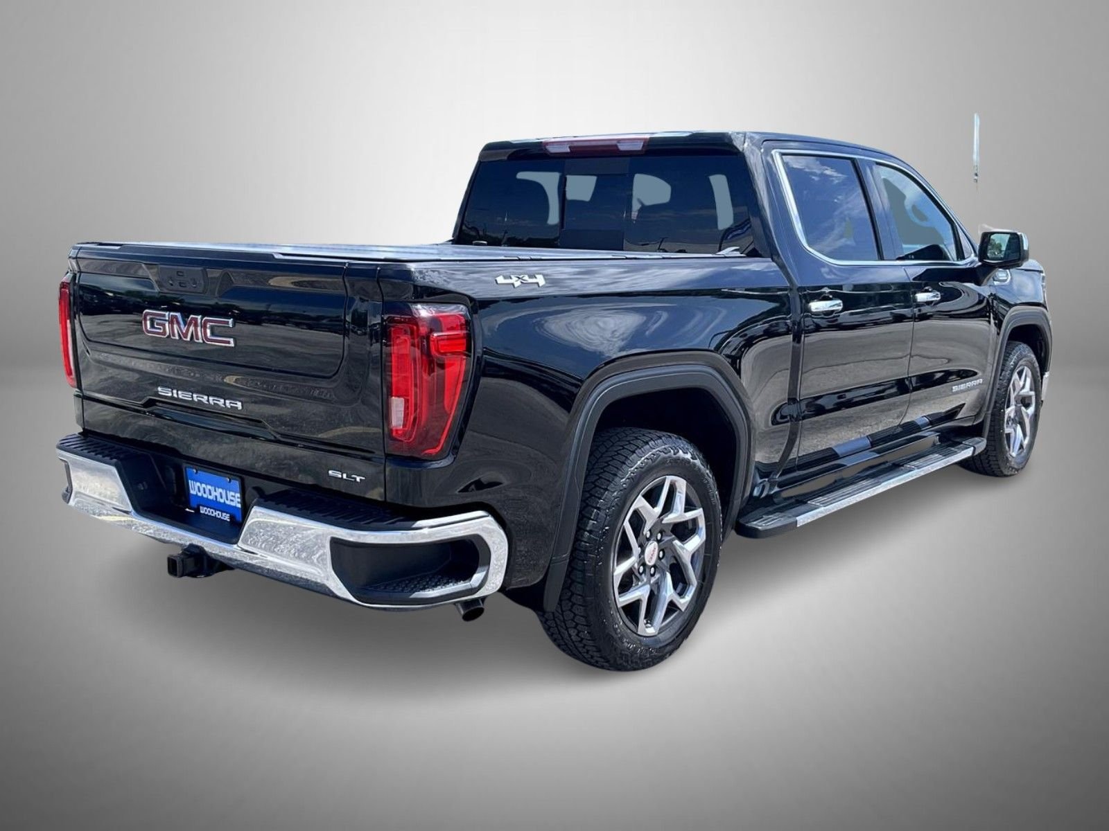 Used 2023 Black GMC SLT image 5