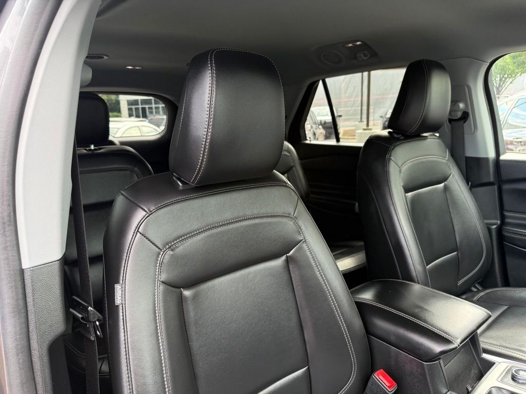 Used 2023 Carbonized Gray Metallic Ford XLT image 30