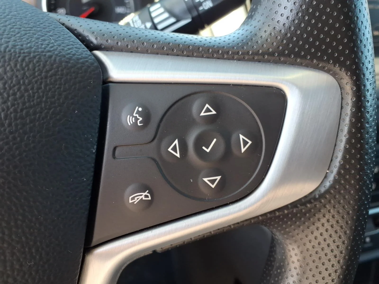 Used 2024 Sterling Metallic (gxd) GMC SLE image 19