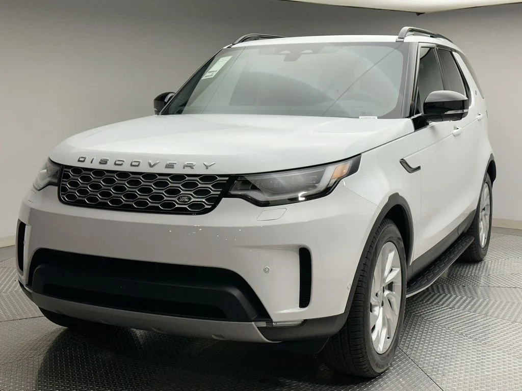 2025 Land Rover Discovery S