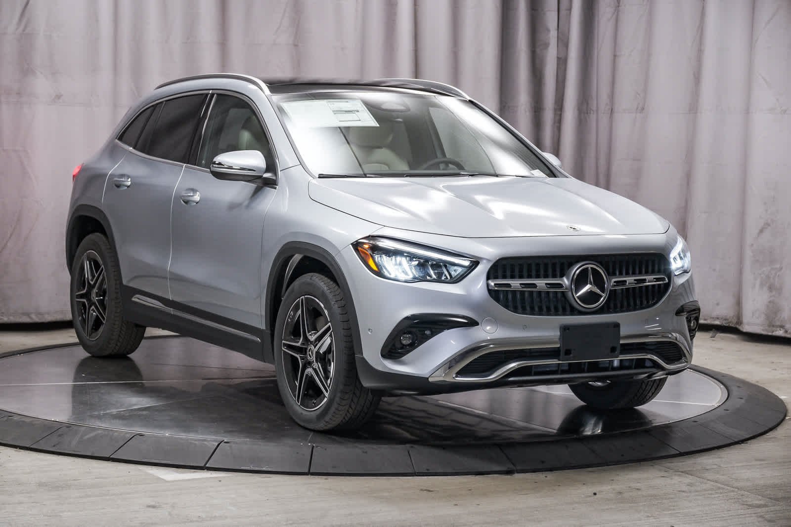 New 2026 Cirrus Silver Metallic Mercedes-Benz GLA 250 image 4